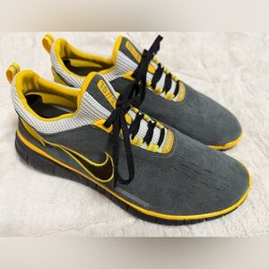 VINTAGE 2005 Nike Free Run OG Yellow Gray Athletic Shoes 10.5